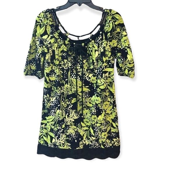 Moda Sz M BOHO Green Floral Cotton Black Accents Front Tie Dress - Picture 1 of 9